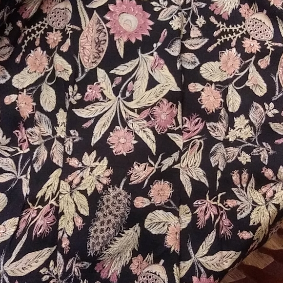 Vintage Rabbit design double breasted floral shirt - Picture 4 of 6